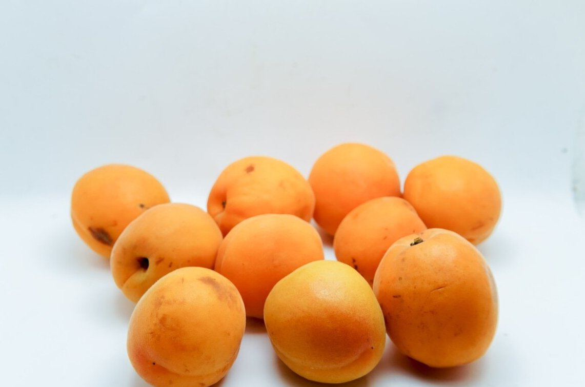 苹果|夏末秋初，宝宝养护需注意什么？吃对水果能让他们更健康