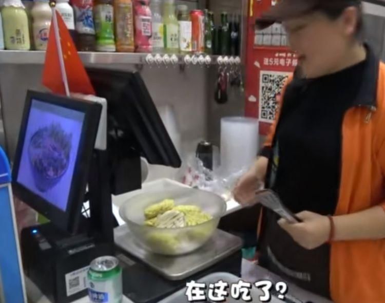 只点|每次吃麻辣烫总想只点泡面会怎么样13份方便面,老板当场愣住