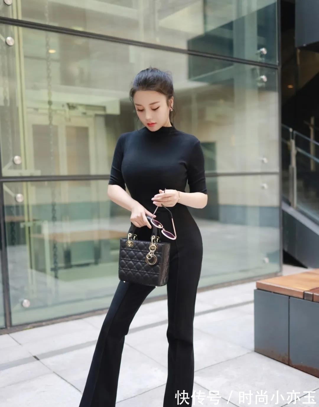 小蛮腰|霸道女总裁时尚穿搭,这一身让我着迷!