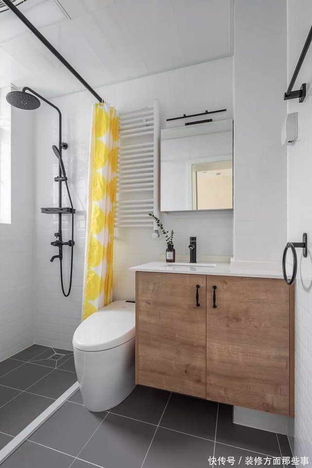 墙面|112平简约风三居室，这样设计建筑结构也成为空间的一大特色