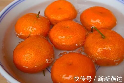 橘子|橘子皮放锅里蒸一蒸，大多数人不知道有啥用途，看完就明白了