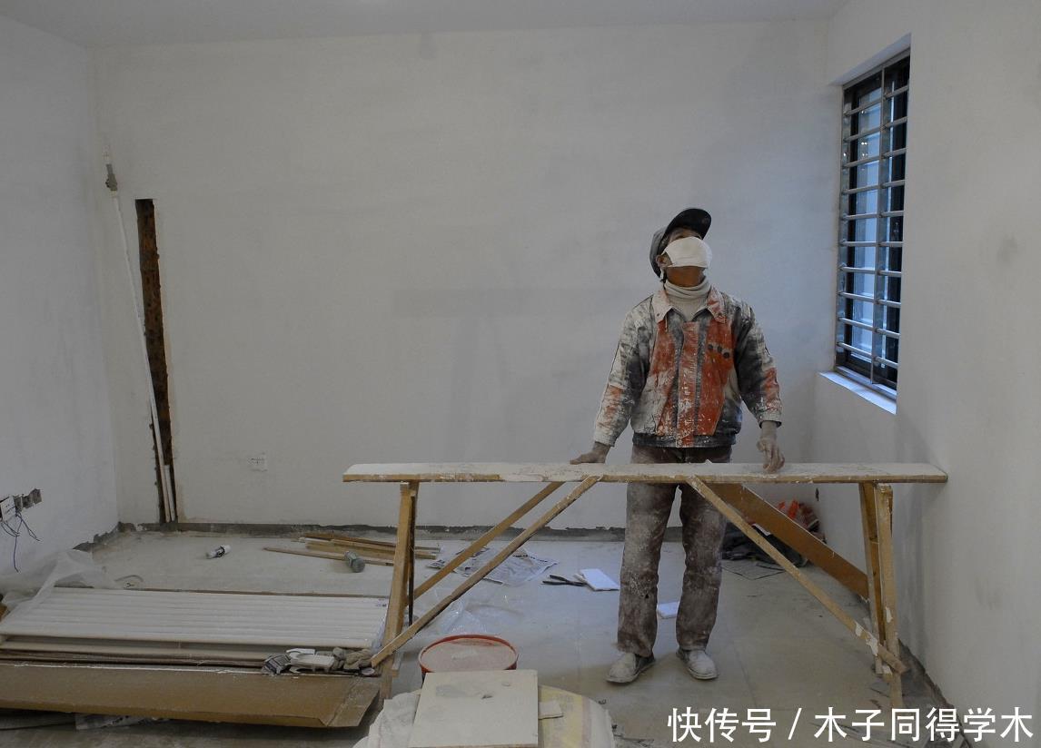 边缝|入住不到半年，墙面开裂、鼓包又掉皮，都怪你装修时没做好这件事