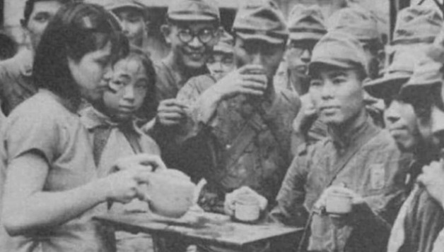 神剧|真实的鬼子进村是怎样的？看完照片，才知道神剧都是忽悠人的