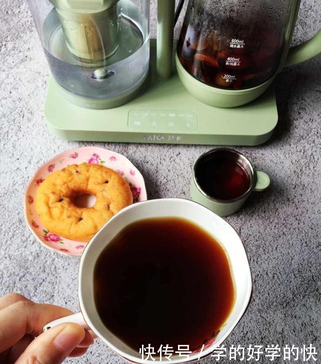 红糖和它们一起煮,女人隔三差五喝,驱寒,补气血,脸色越来越美