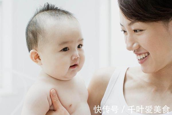 当妈|同龄发小,一个19岁生娃一个39岁当妈,多年后见面差距太明显