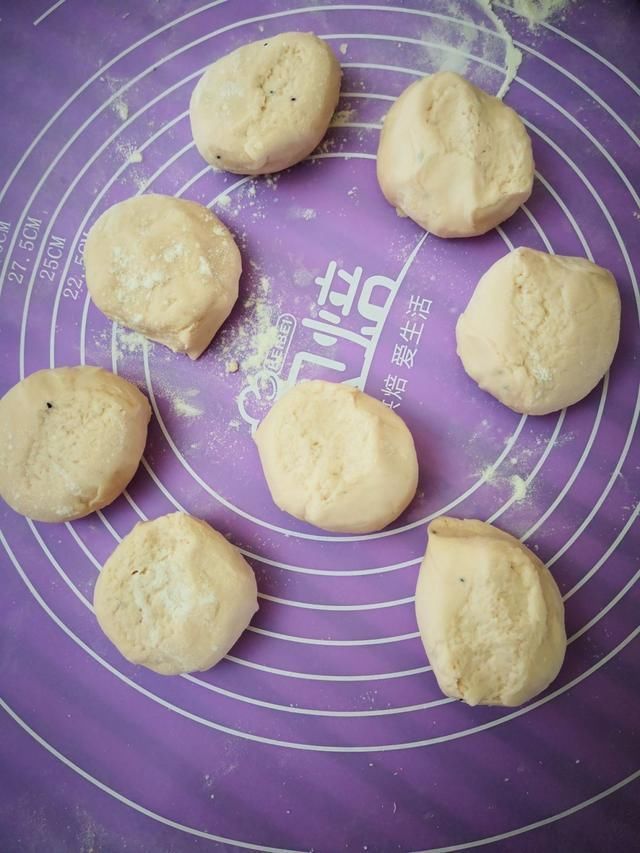 三伏天,用它做包子,又香又嫩,1元钱一把,比韭菜茴香还好吃