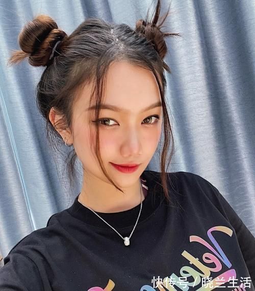 视觉效果|春天不仅衣服美发型也要美,即简单又百搭的发型,值得你尝试