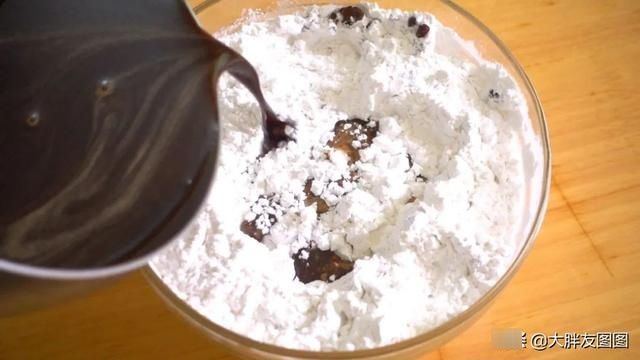 自制红糖红豆年糕,免揉面,不要烤箱,软糯甜香,老人小孩都爱吃