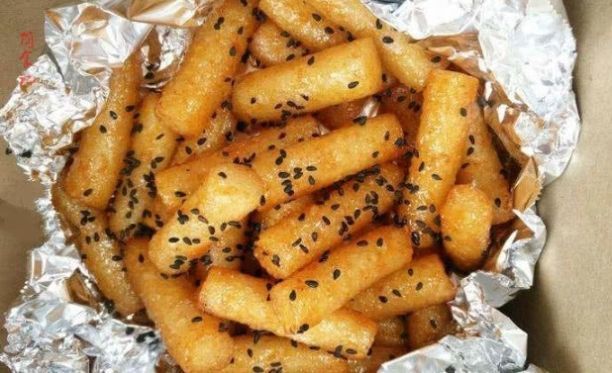 你最怀念的校门口美食第4个最便宜，第7个最贵，第10个最浪漫