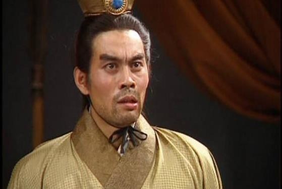 崩盘|此三国小人物，曾差点让曹操崩盘，死后6年却又成刘备救命恩公