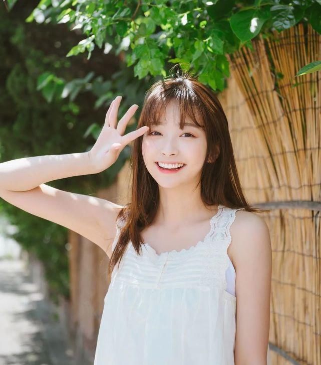 为什么有的女生素颜比化妆还好看？