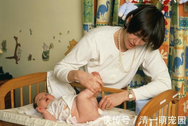宝宝|孩子的尿不湿,穿到这个年纪就该戒了,再晚会影响自主排便能力