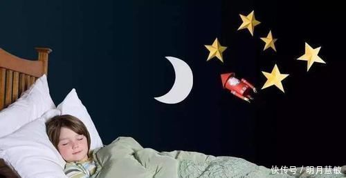 孩子|睡前的3个“坏习惯”,会悄悄偷走孩子的身高,希望你家娃没有