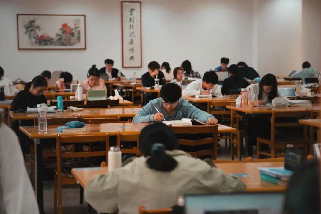 医学生：选世界大学生日 | 儿童节