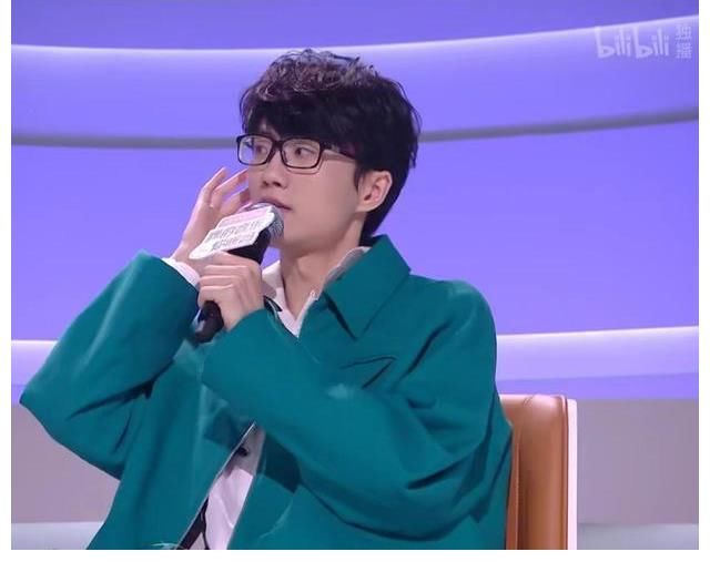 选手们|《我的音乐你听吗》开播,文物修复师惊艳全场,许嵩也一展歌喉