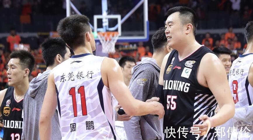 cb正式官宣!CBA20支球队队长名单出炉,周鹏、韩德君领衔