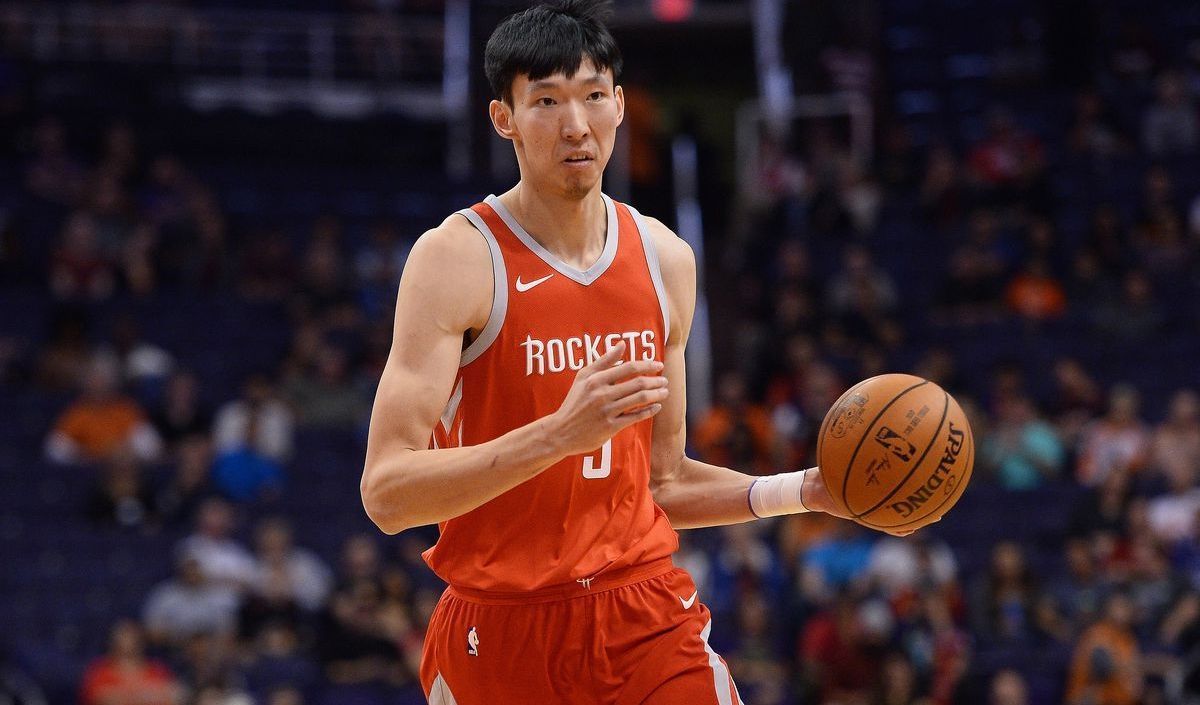 鳳凰隊(duì)|周琦慘遭鳳凰隊(duì)主帥嘲諷，從來(lái)沒(méi)有見(jiàn)過(guò)這樣的球員，或做出新決定