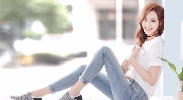 品牌 最佳女鞋品牌出现!有人说它外形丑,却年入360亿,力压安踏