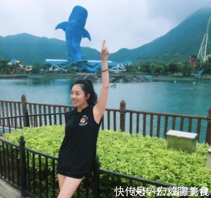 她在非诚勿扰站了5年，亮灯无数却从不牵手，连孟非都看不下去了