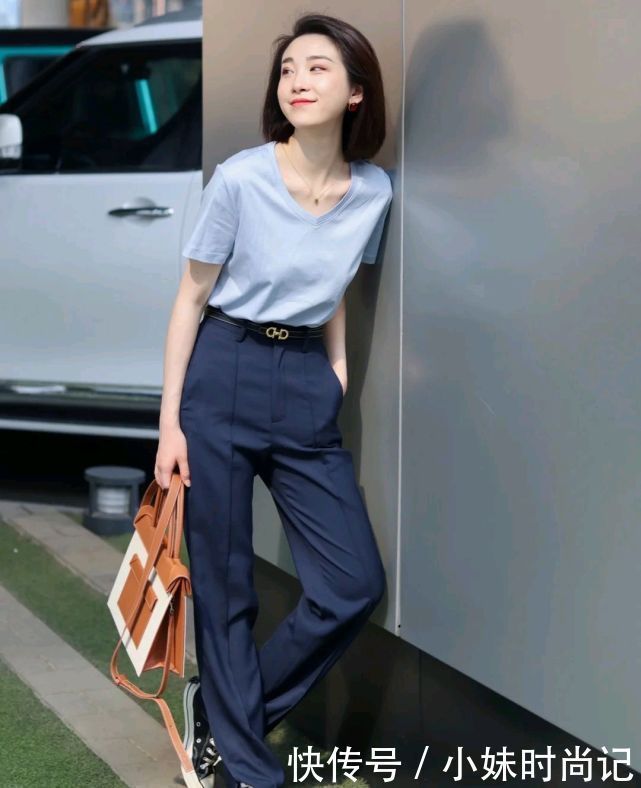 格纹裤|怎么穿T恤才好看？采用简单的穿搭技巧，就能让普通的T恤不再普通