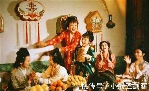 湘云!红楼梦:史湘云为何经常被接来接去?背后藏着贾母和史家的小心机