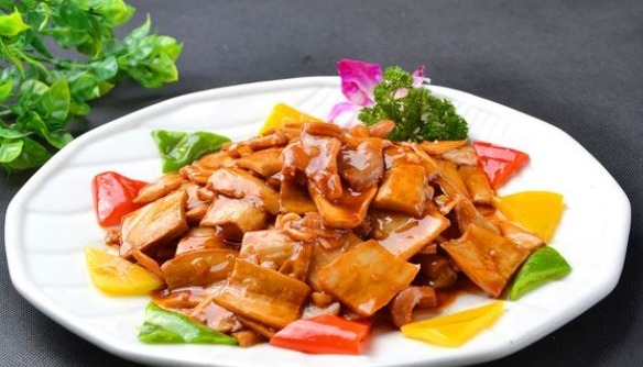 长寿|人到中年想长寿,要坚持吃几种食物,增强体质,营养丰富