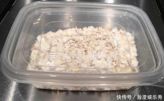 这3种吊兰千万别这么养,不然疯长爆芽,控制不住!