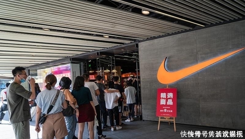 耐克被迫加入“战场”中国22年老牌鞋厂复出,阿迪椰子都得捏一把汗