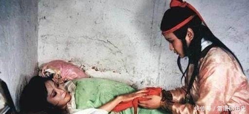 宝玉|红楼梦里晴雯的结局很凄惨,真正原因在这里,你肯定想不到