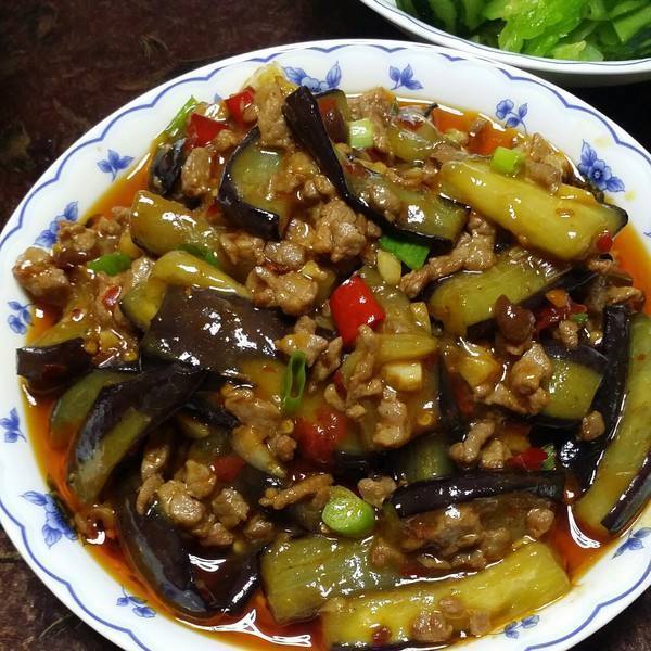 推荐几道家常菜，营养丰富味道鲜美，吃起来不油腻，做法还很简单