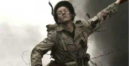 巴斯隆|15名美军遭3000多日军突袭,他用2挺机枪打死1500人,日军称他是杀人魔