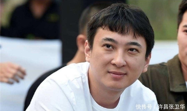 男士|游戏陪玩每小时工资高达500元，诸多男士愿意付钱