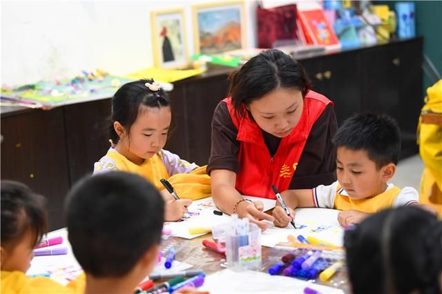 假期|暑期“假日课堂”乐享缤纷假期