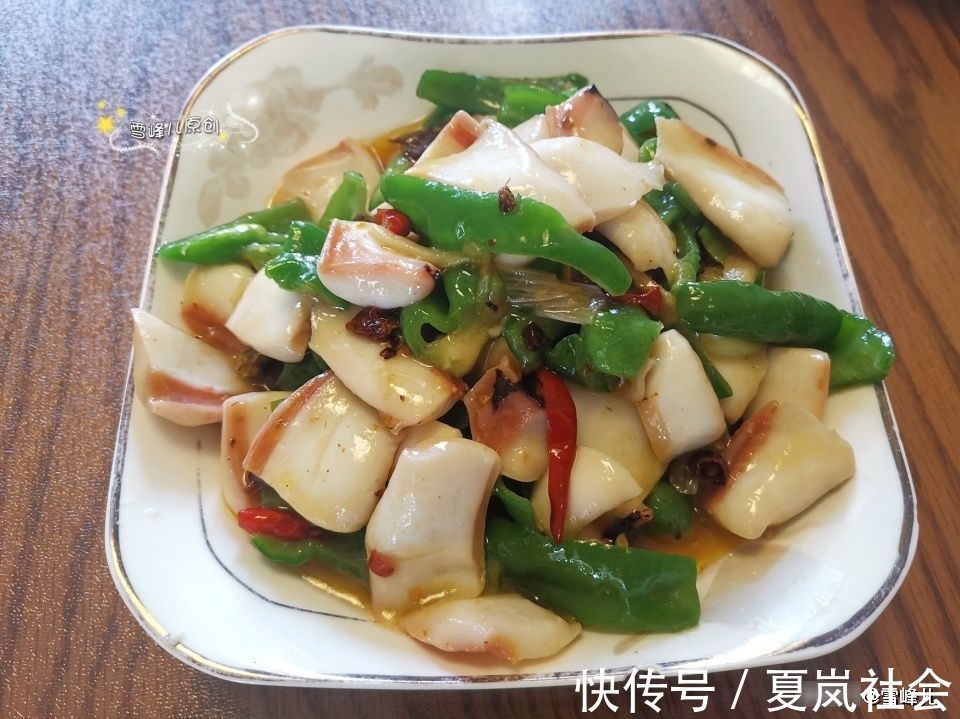 小年了,70后夫妻这样过,5菜一汤简单易做特好吃,朋友:不精致但好吃