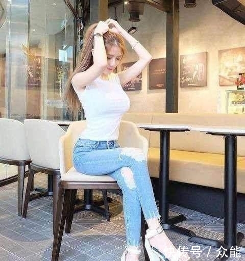 牛仔裤|更好地展示牛仔裤的美。