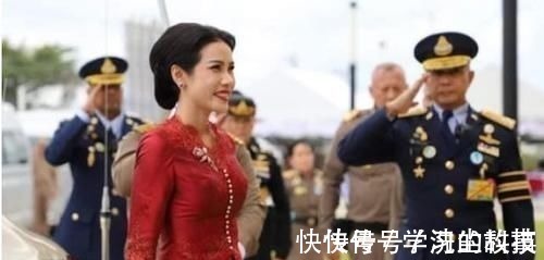 贵妃&诗妮娜贵妃跌落神坛,讨好苏提达只为自保,侧面透漏泰王健康状况