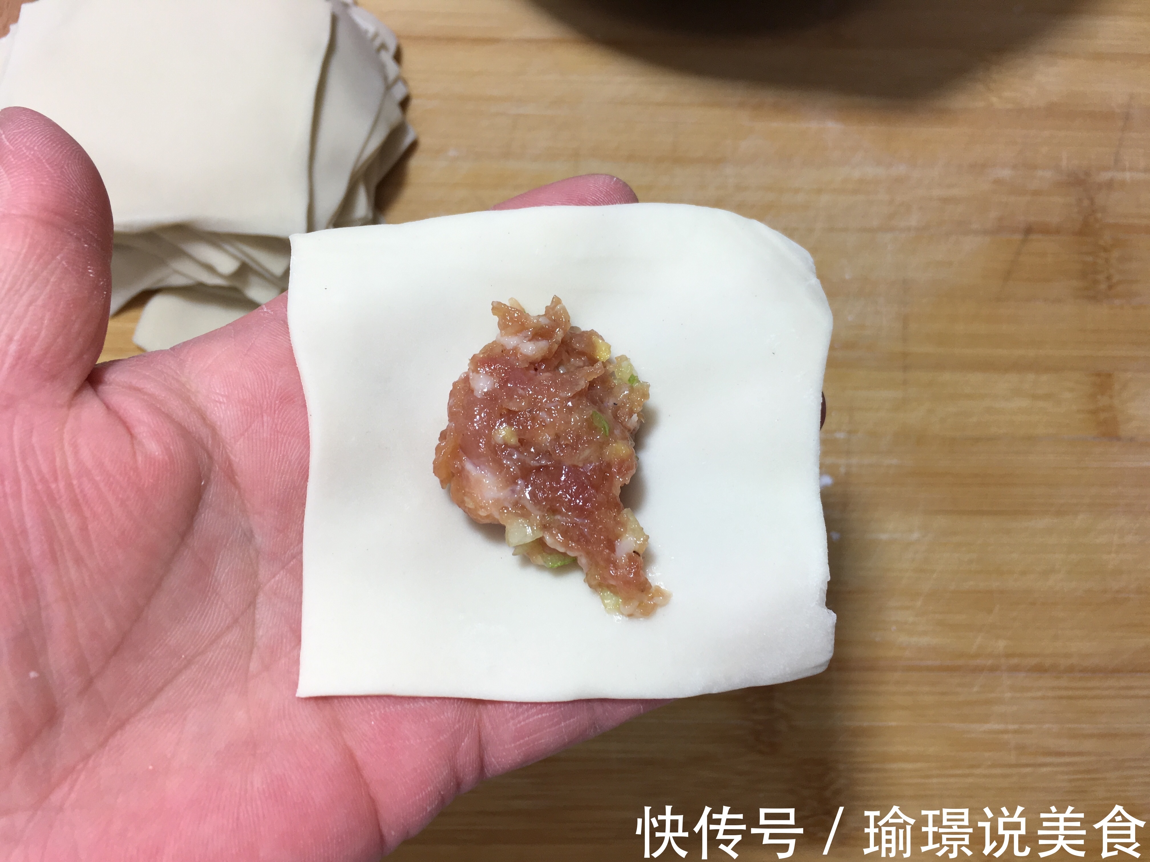 媳妇把早餐换个花样,十分钟就做好,一碗下肚热乎又开胃,特好吃