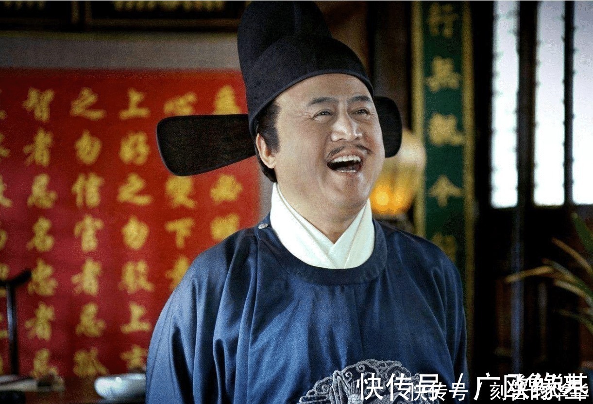 下联|清朝一县令怕老婆，酒后说一俗联天不怕地不怕，就是老婆也不怕