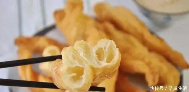 油条|油炸，用酵母是“大错误”一斤加9克就会膨胀，全部是空心的