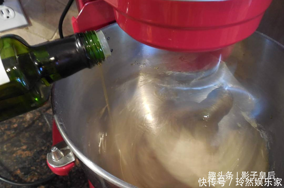 比馒头简单,比包子好吃,我家隔三差五做一次,一出锅就抢光!