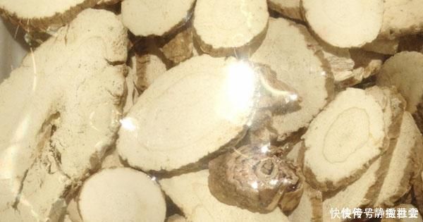 黄芪泡水|黄芪是个宝,泡水喝有哪些好处喝黄芪水的禁忌,早看早知道