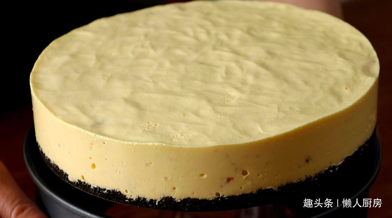 不用烤箱，教你做慕斯蛋糕，口感细腻丝滑，入口即化，好吃不上火