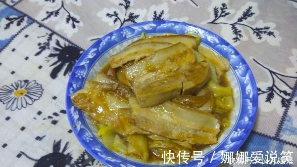 它是“菜王”,冬天吃肉,一定要和它搭配,什么都比不上它鲜!
