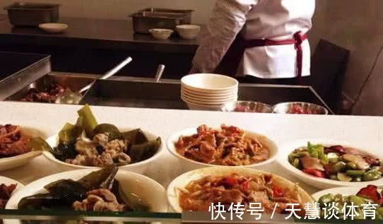 食堂|看了马云的食堂,刘强东的食堂后,再看王健林的食堂,差距太大了