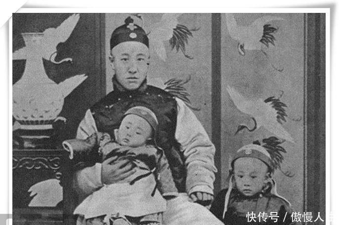 老照片|溥仪罕见的老照片，很多镜头都难得一见，也有他56岁的婚礼照片
