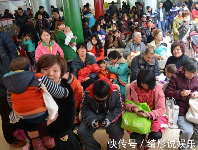 孩子|家里有娃的,秋季别常吃4种水果,害了娃不自知,总上火还积食