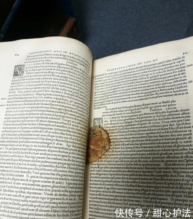 图书馆|16世纪的古籍里夹着50年前的饼干，图书馆：看书时不要吃东西