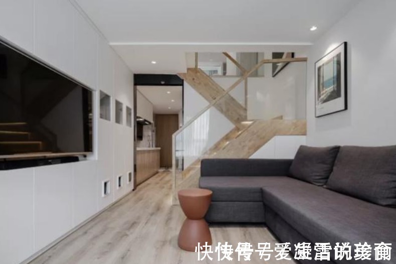 卡座|客厅面积小空间难利用参考这3套经典案例,打造高效多功能客厅