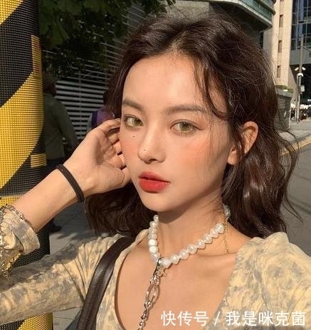 一个精致的女人，包里大都会有这3样宝贝，少1个就是差距