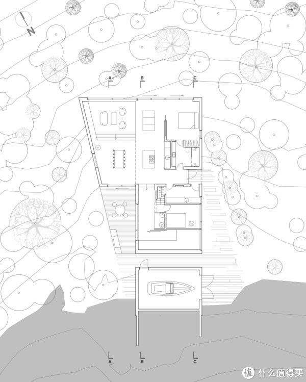 湖面|年薪百万的设计师,让千万豪宅,长满杂草,网友却夸:设计太好了